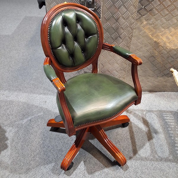 Lot 474 - OFFICE CHAIR