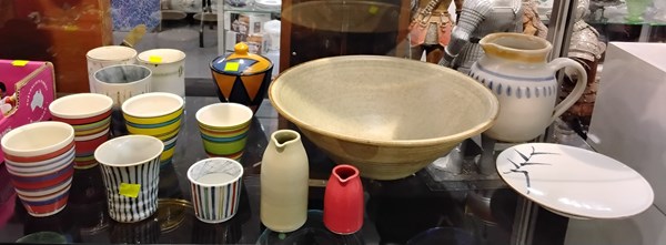 Lot 1321 - STUDIO POTTERY