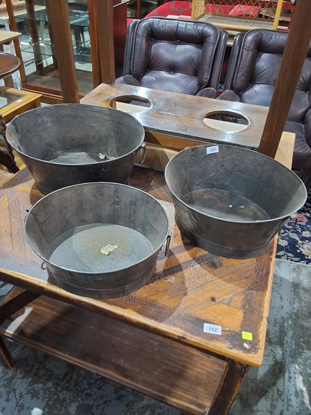 Lot 151 - TUBS