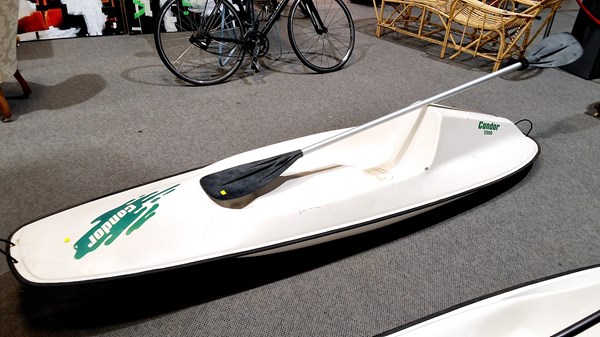 Lot 437 - KAYAK