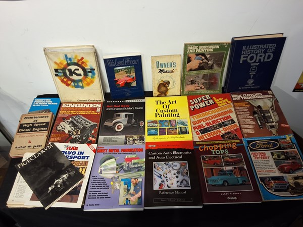 Lot 106 - WORKSHOP MANUALS