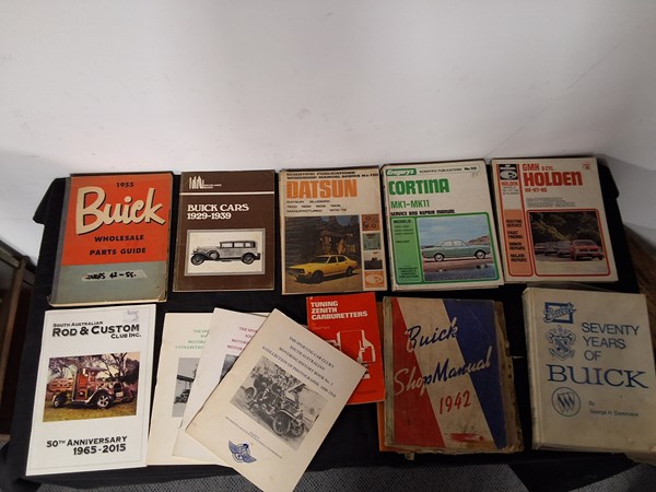 Lot 118 - WORKSHOP MANUALS