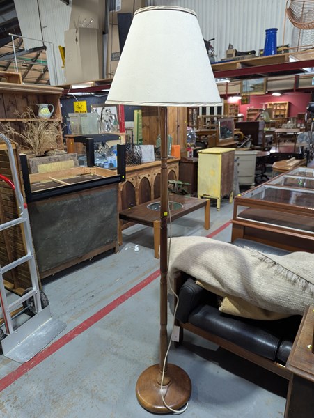 Lot 531 - STANDARD LAMP