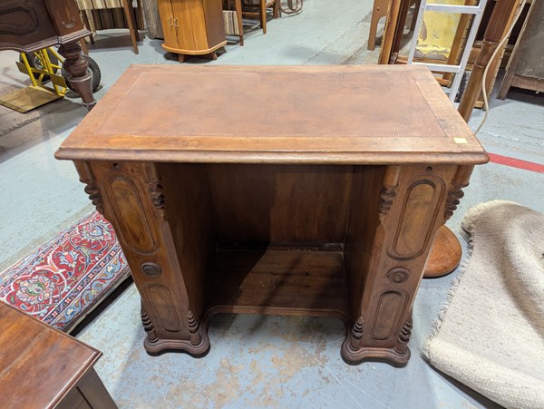 Lot 524 - WRITING DESK