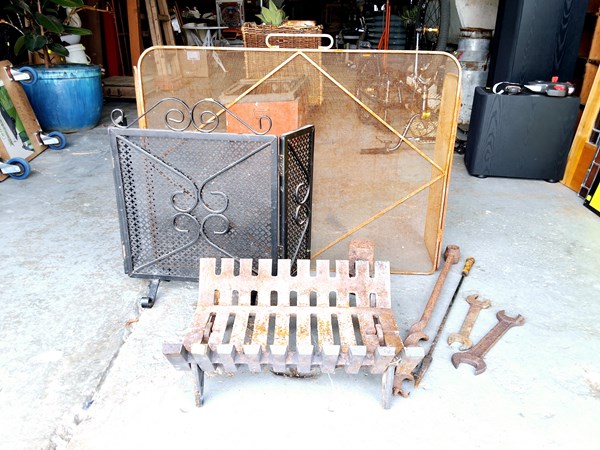 Lot 410 - RUSTIC METAL LOT