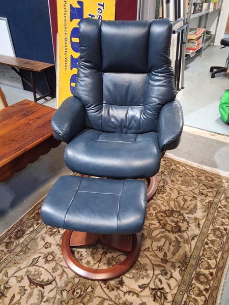 Lot 628 - ARM CHAIR AND STOOL