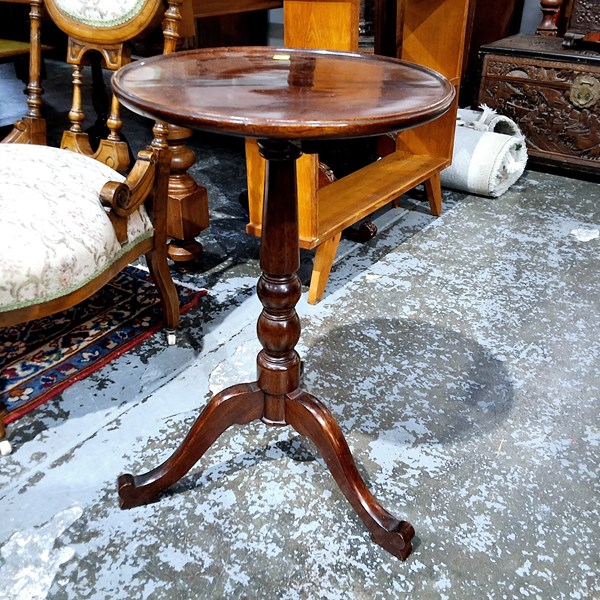Lot 233 - WINE TABLE