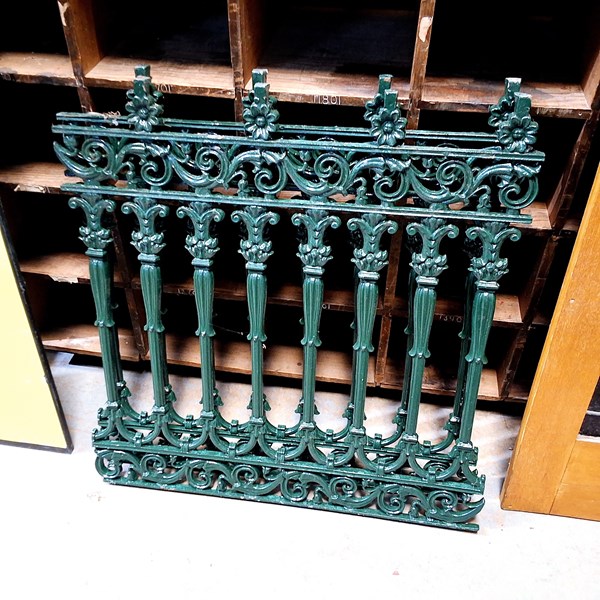 Lot 600 - BALCONY BALUSTRADES