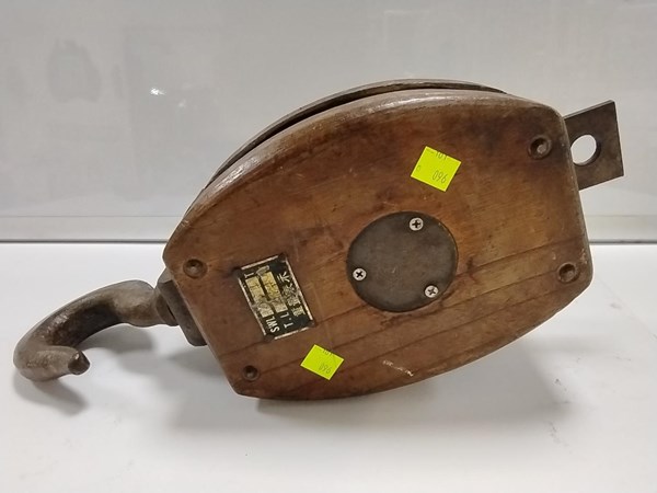 Lot 1275 - PULLEY