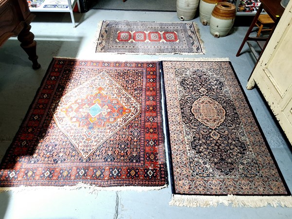 Lot 507 - RUGS