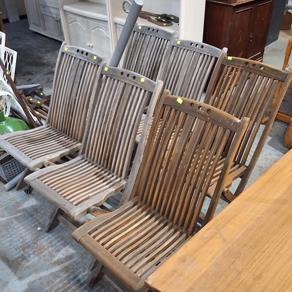 Lot 582 - OUTDOOR CHAIRS
