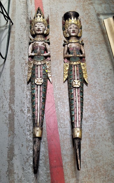 Lot 643 - WALL HANGINGS