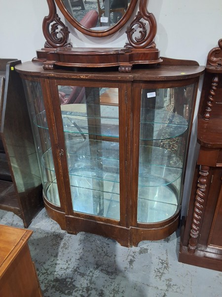 Lot 183 - CHINA CABINET