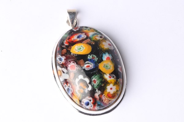 Lot 1014 - PENDANT