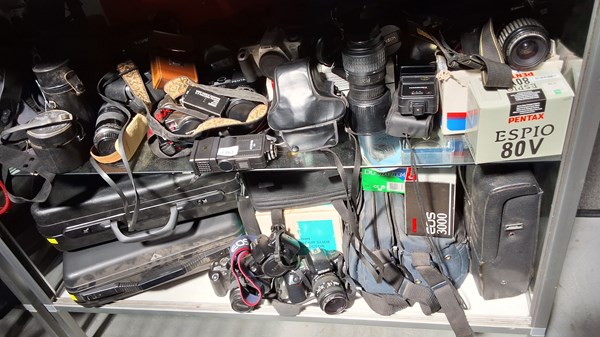 Lot 1363 - CAMERAS