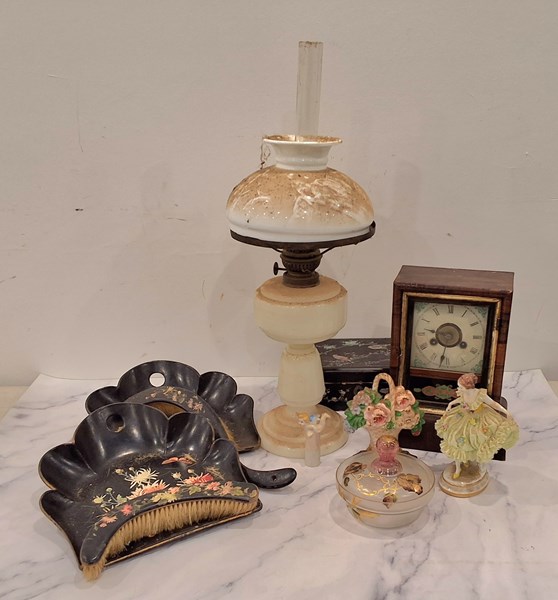 Lot 1386 - VINTAGE HOMEWARES