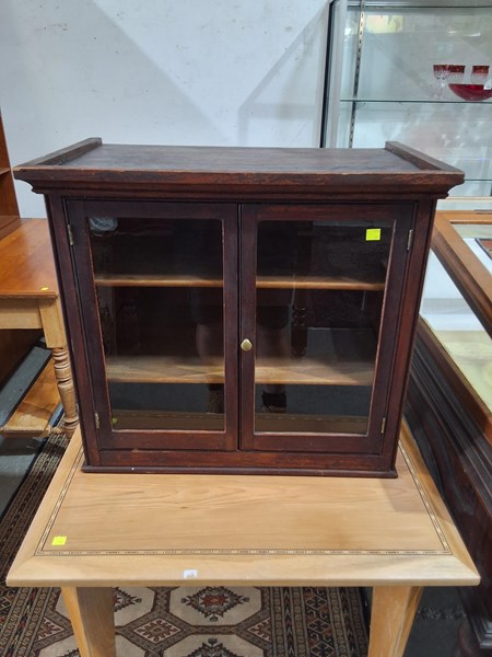 Lot 470 - DISPLAY CABINET