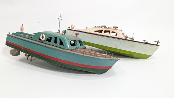 Lot 72 - RC BOATS