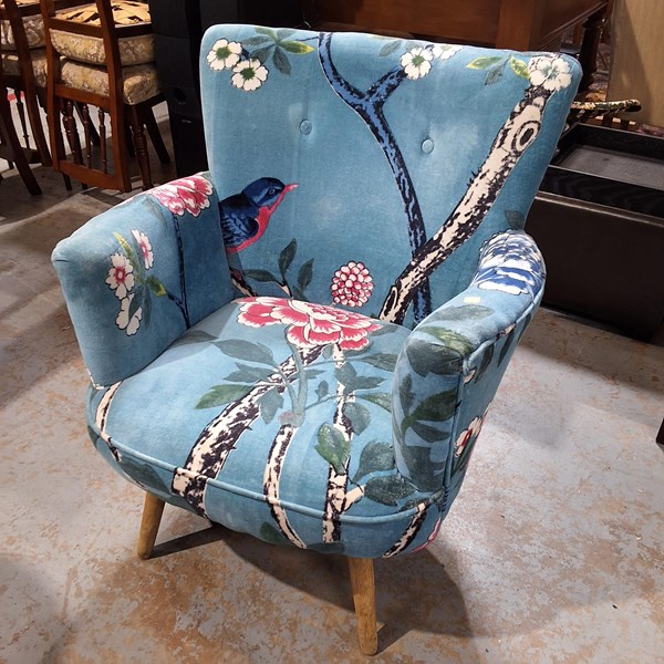 Lot 478 - BEDROOM CHAIR