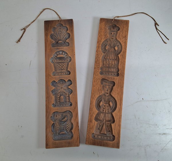 Lot 1263 - MOULDS