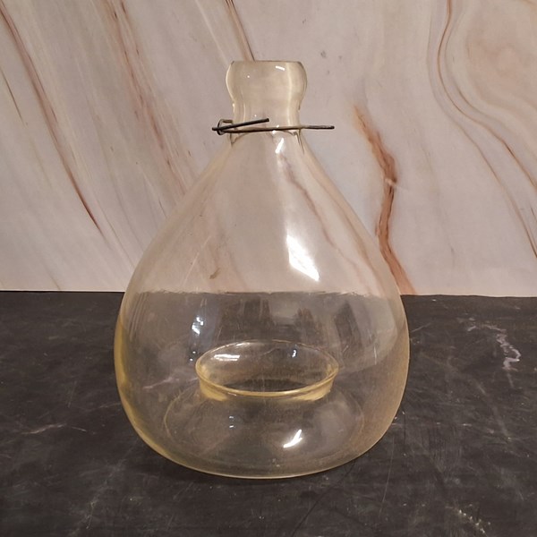 Lot 1211 - GLASS FLY TRAP