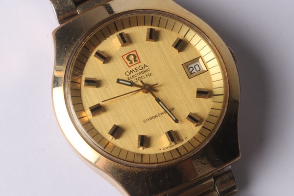 Lot 1035 - OMEGA WRISTWATCH