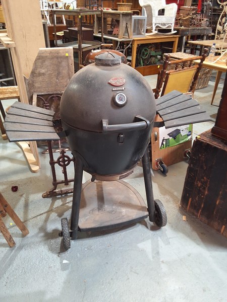 Lot 428 - SMOKER