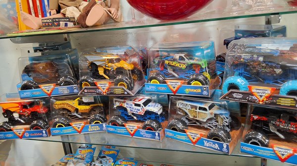 Lot 1370 - MONSTER TRUCK TOYS