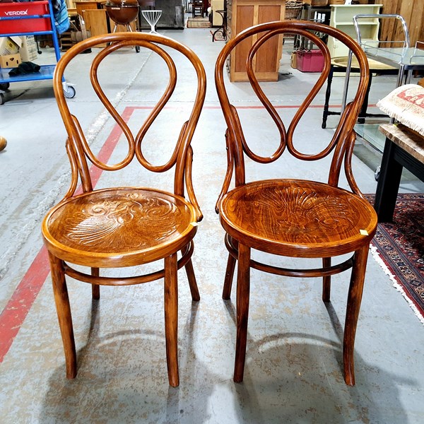 Lot 56 - DINING CHAIRS