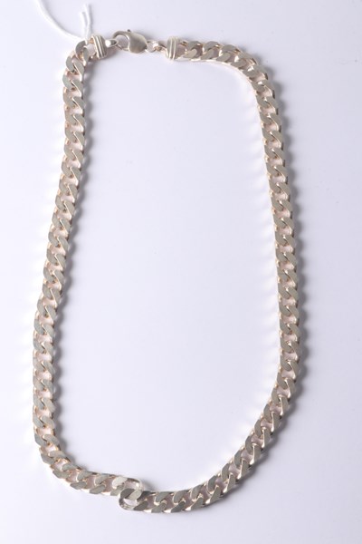 Lot 1050 - SILVER NECKLACE