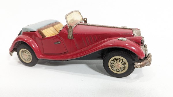 Lot 89 - TIN CAR