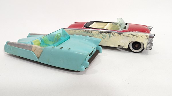 Lot 100 - TOY CARS