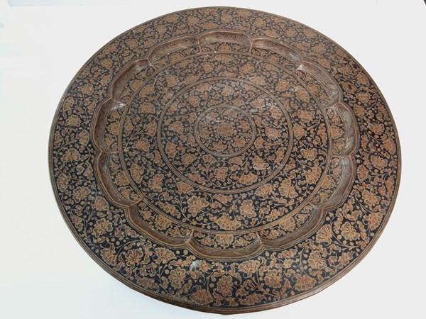 Lot 1195 - TEA TRAY