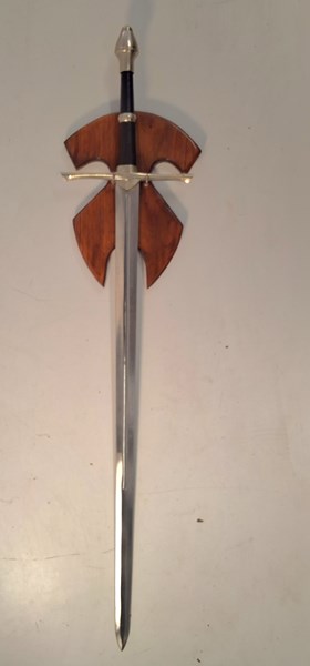 Lot 1102 - DECOR SWORD