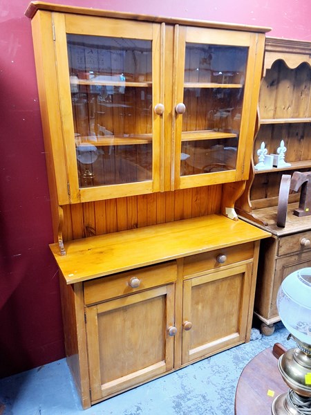 Lot 62 - KITCHEN DRESSER