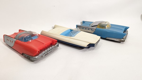 Lot 19 - TOY CARS