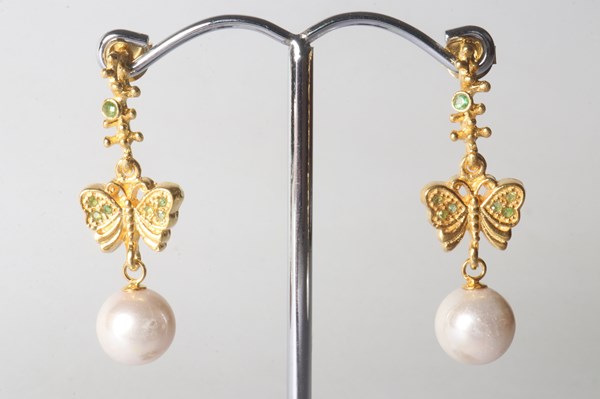 Lot 1027 - EARRINGS