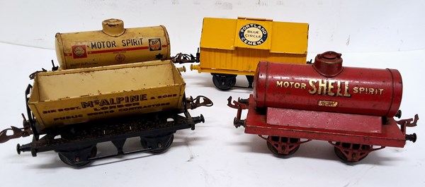 Lot 1389 - MODEL TRAINS