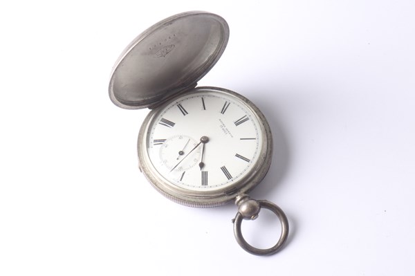 Lot 1037 - SILVER POCKET WATCH