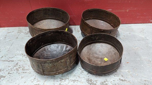 Lot 73 - BOWLS