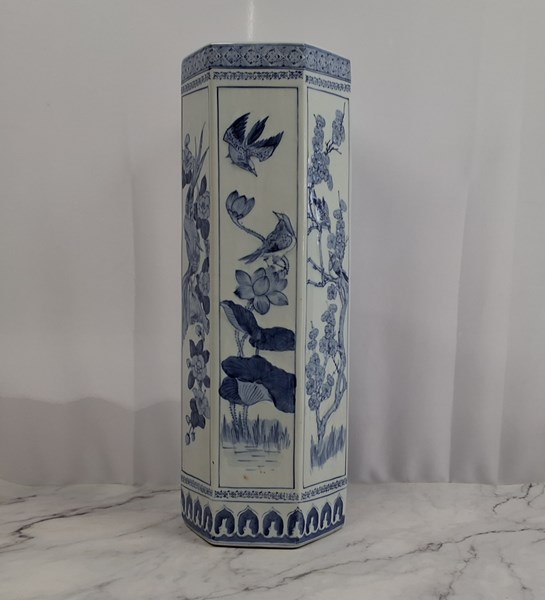 Lot 1419 - ORIENTAL FLOOR VASE