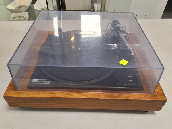 Lot 344 - TURNTABLE