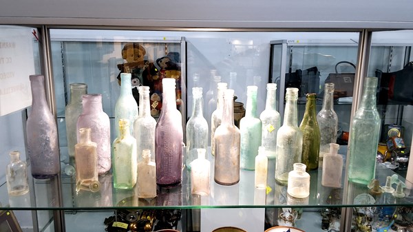 Lot 1461 - GLASS BOTTLES