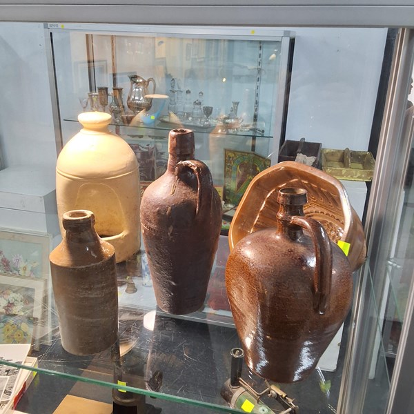 Lot 1508 - STONEWARE
