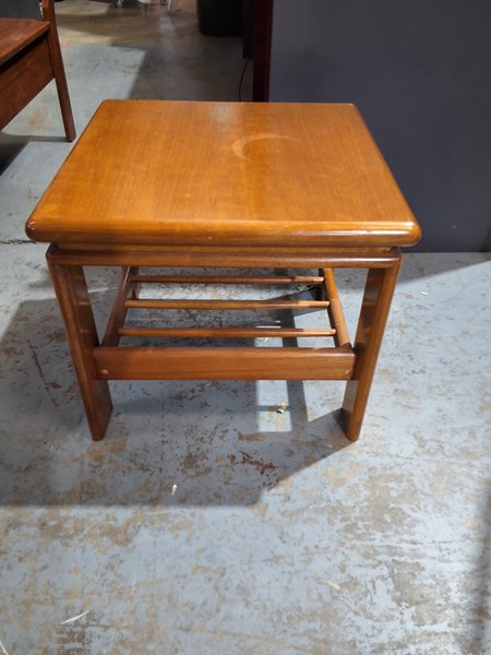 Lot 341 - LAMP TABLE