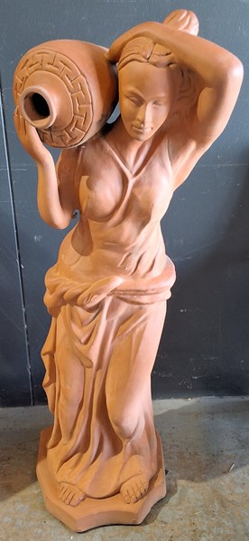 Lot 354 - GARDEN STATUE