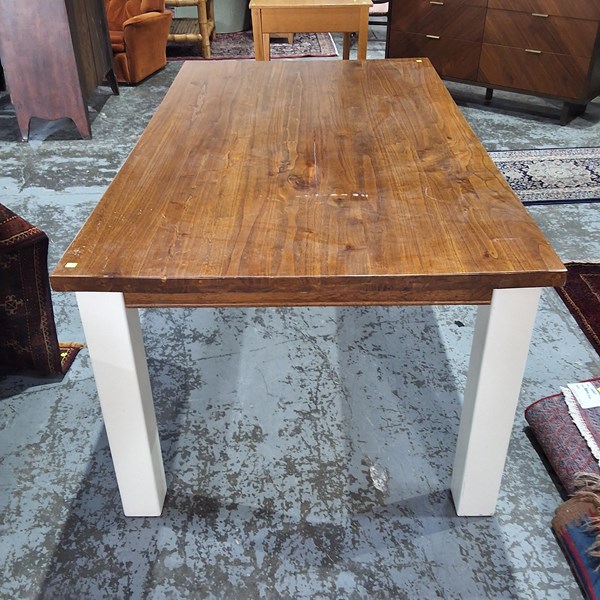 Lot 110 - KITCHEN TABLE