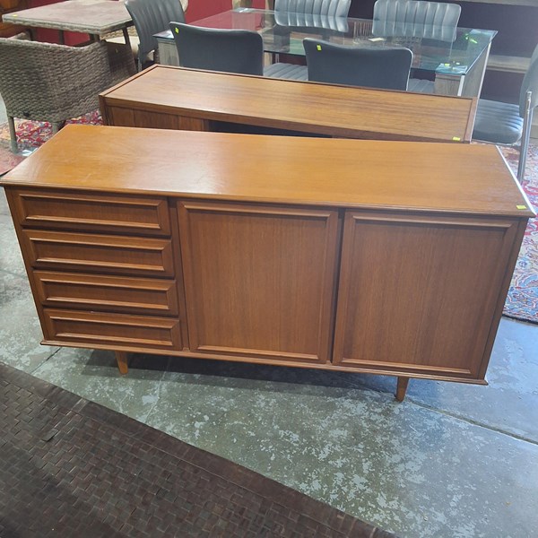 Lot 379 - SIDEBOARD