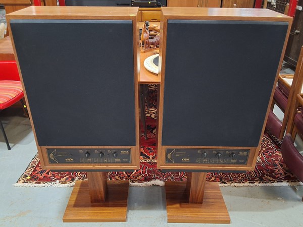 Lot 384 - TANNOY SPEAKERS