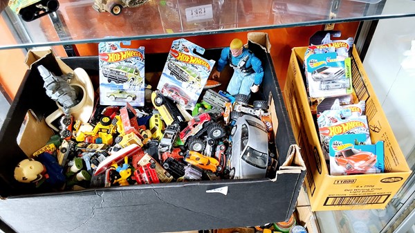 Lot 1452 - DIE CAST VEHICLES